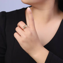 Load image into Gallery viewer, Dainty Daisy Ring in Gold / Silver Open Adjustable Flower Ring U-493 U-494: Gold