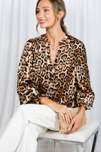 Load image into Gallery viewer, Henley Neck Elastic Smocked Leopard Print Blouse VT31377T
