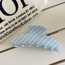 Load image into Gallery viewer, Fashionable Blue - White Striped Patterns Hair Claws: Purple-B