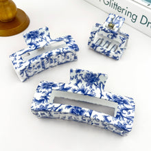 Load image into Gallery viewer, Blue and White Porcelain Textured Claw Clip: D