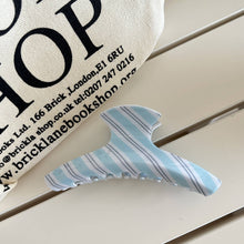Load image into Gallery viewer, Fashionable Blue - White Striped Patterns Hair Claws: Purple-B