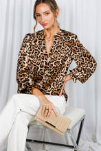Load image into Gallery viewer, Henley Neck Elastic Smocked Leopard Print Blouse VT31377T